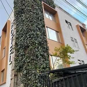  Hotel Calantha Colombia